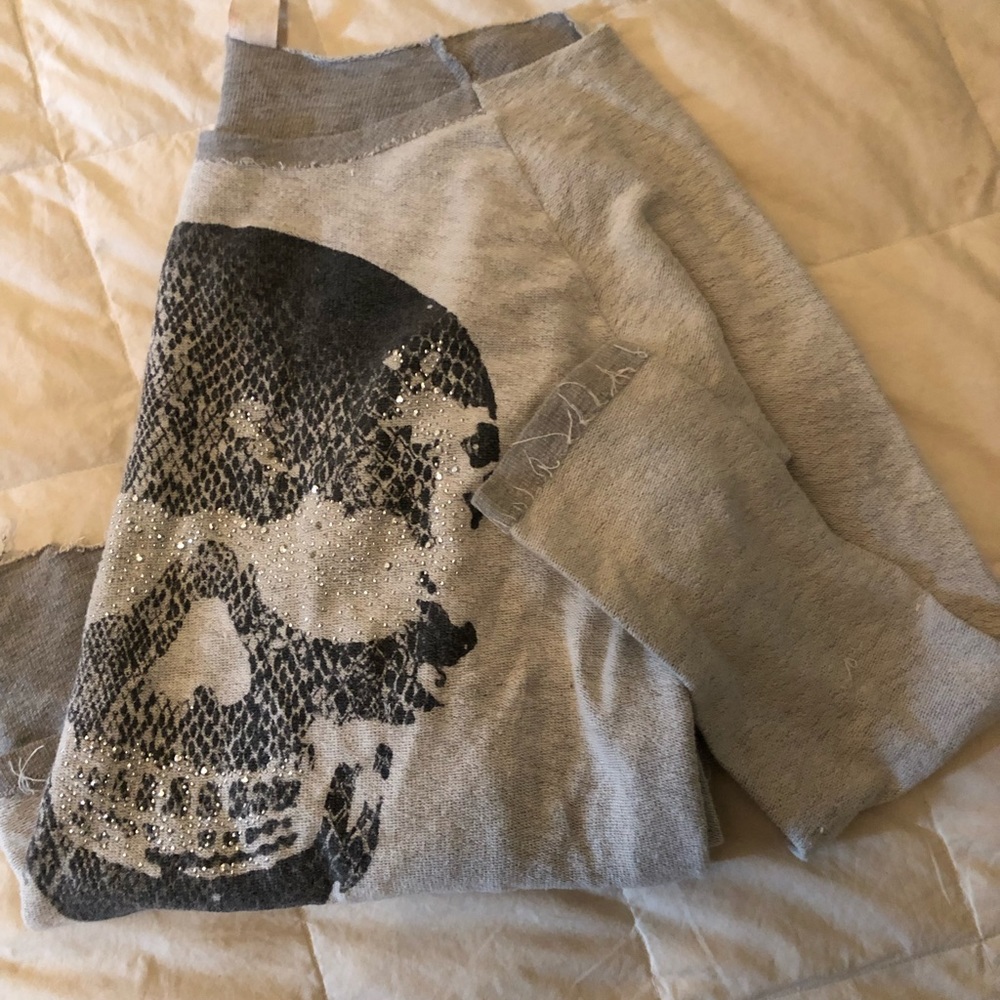 Skull top